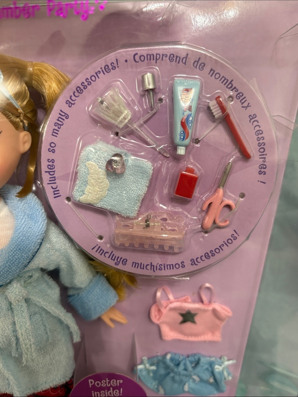 Bratz Slumber Party Doll in Blue Robe with Pink Plush - Picture 4 of 7